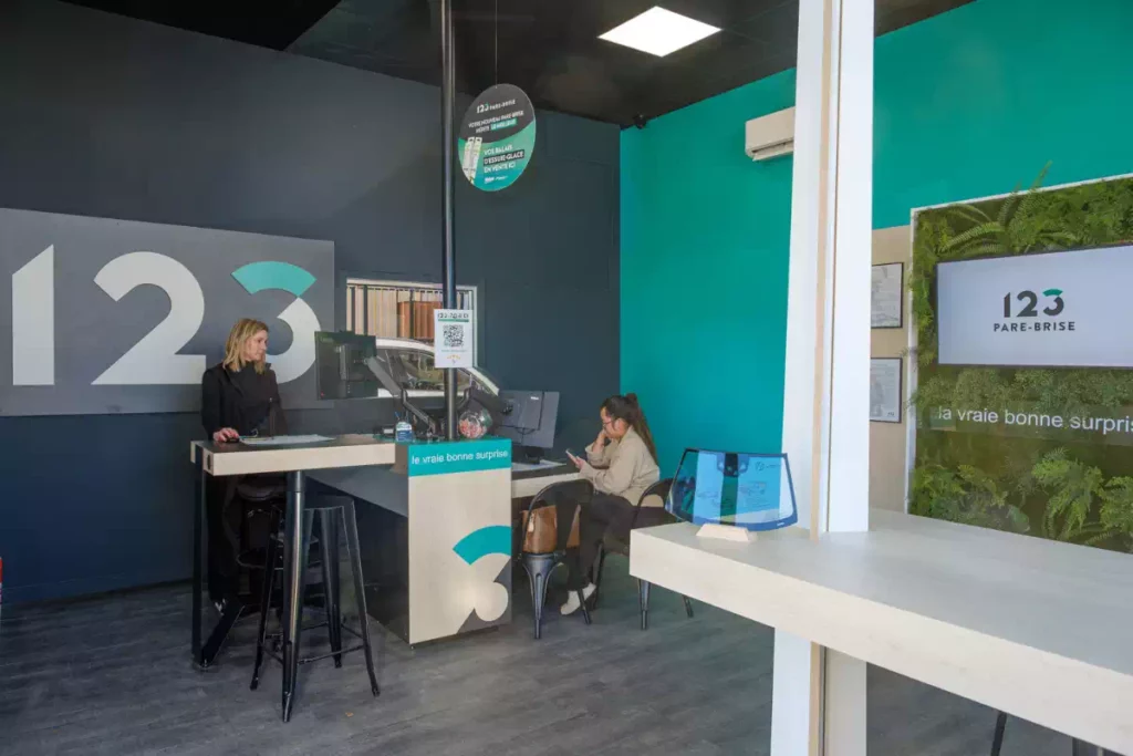 interieur-123-pare-brise-nimes-ouest Intérieur 123 Pare-Brise Nîmes Ouest